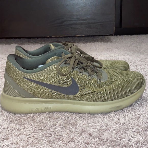 army green nike running shoes